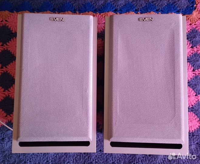 Колонки 2.0 дерево 2 х 20 Вт sven SPS-700