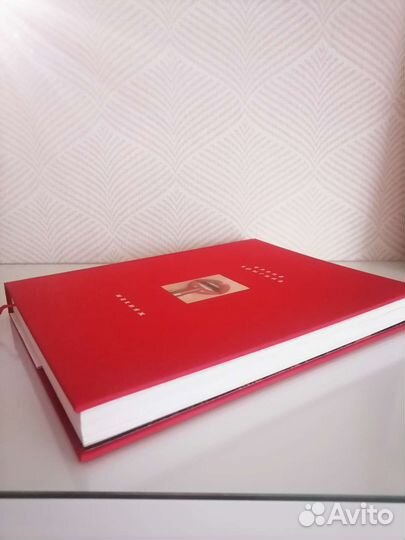 Подарочная книга Макияж, Крыгина Елена