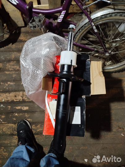 Передние стойки