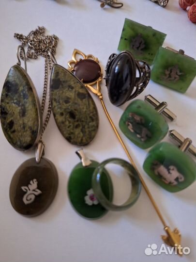 Украшения с натуральными камнями