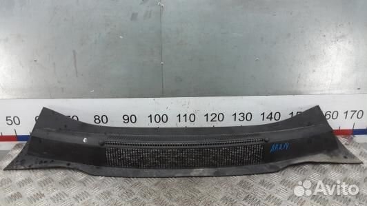 Накладка декоративная (жабо, дождевик) opel zafira