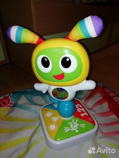 Робот Бибо Fisher price на развивающем коврике