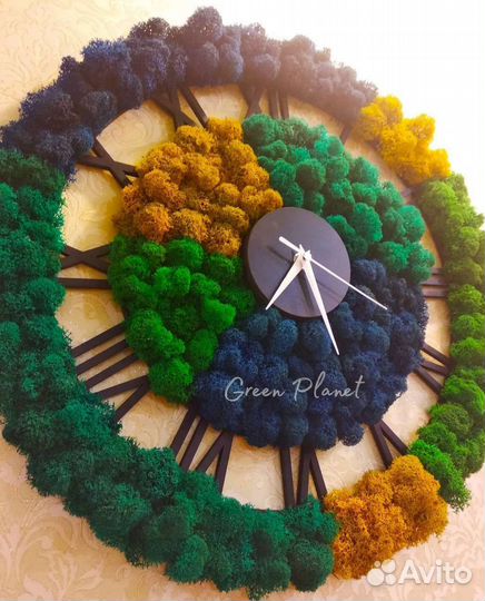 Часы настенные. Мох