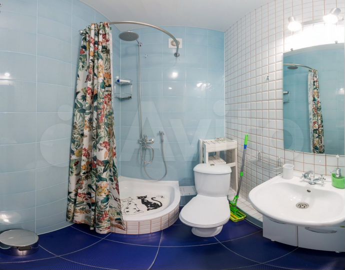 Комната 27 м² в 3-к., 1/3 эт.