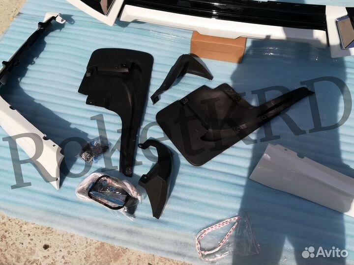 Обвес Land Cruiser 200 с 16 г TRD Белый