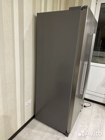 Холодильник Bosh side-by-side KAN56V45