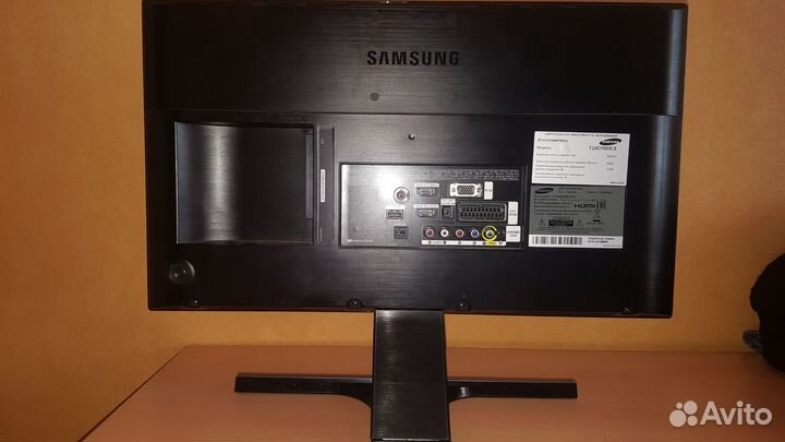 Монитор телевизор Samsung t24d590ex
