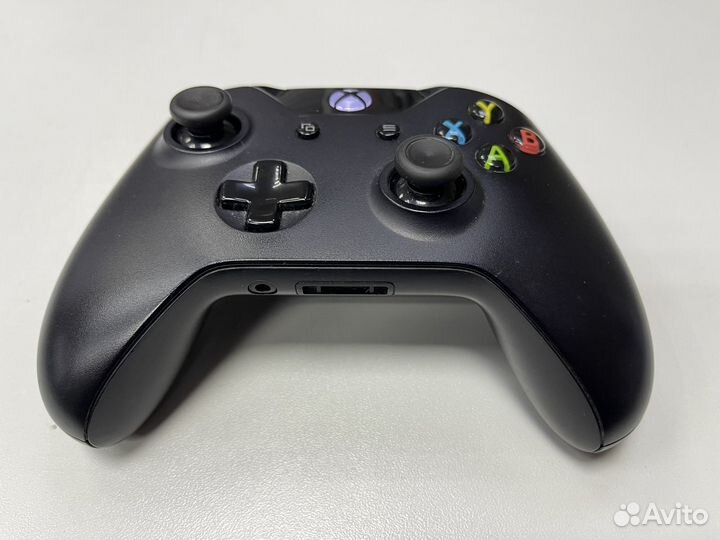 Игровая приставка Microsoft Xbox ONE Black 500 Gb