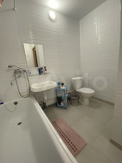 2-к. квартира, 58 м², 14/17 эт.