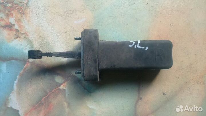 Ограничитель двери задний правый Toyota Aristo