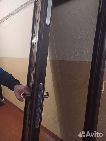 Дверь входная