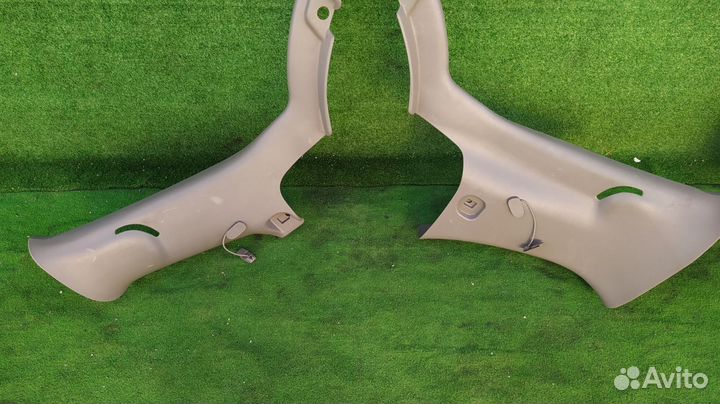 Обшивка стойки кузова пара задняя Cadillac