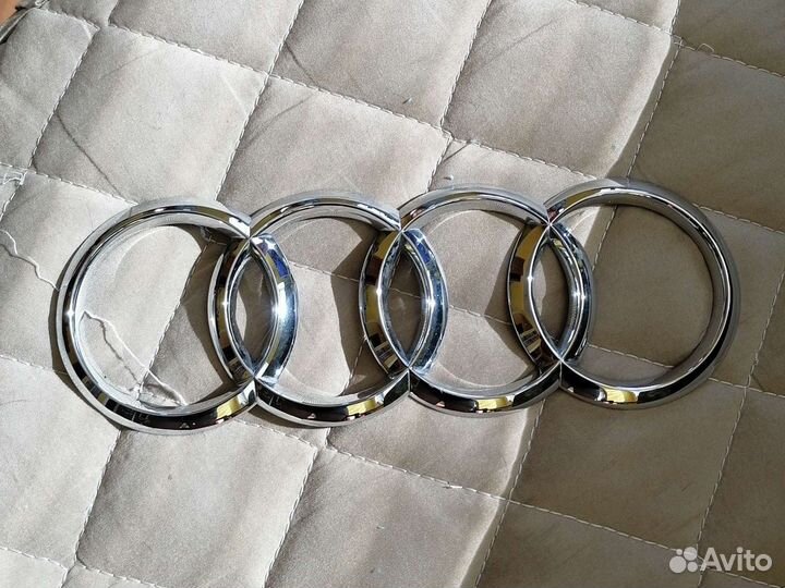 Логотип ауди