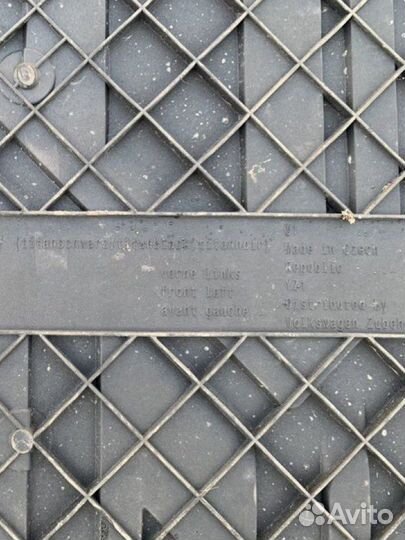 Автомобильные коврики резиновые