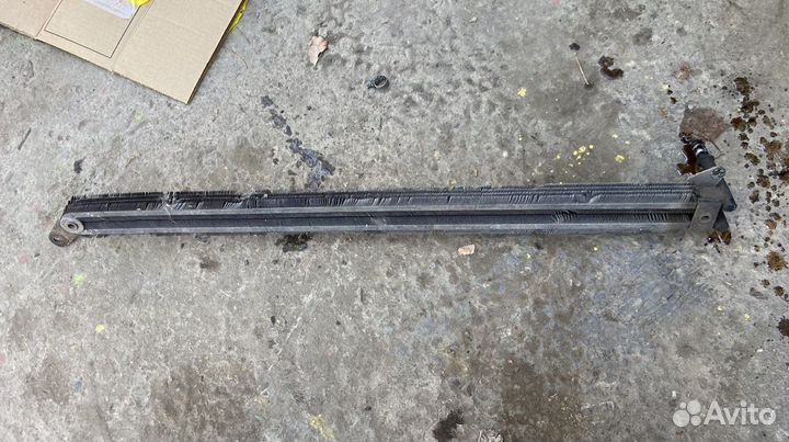 Радиатор гур maserati quattroporte V m139