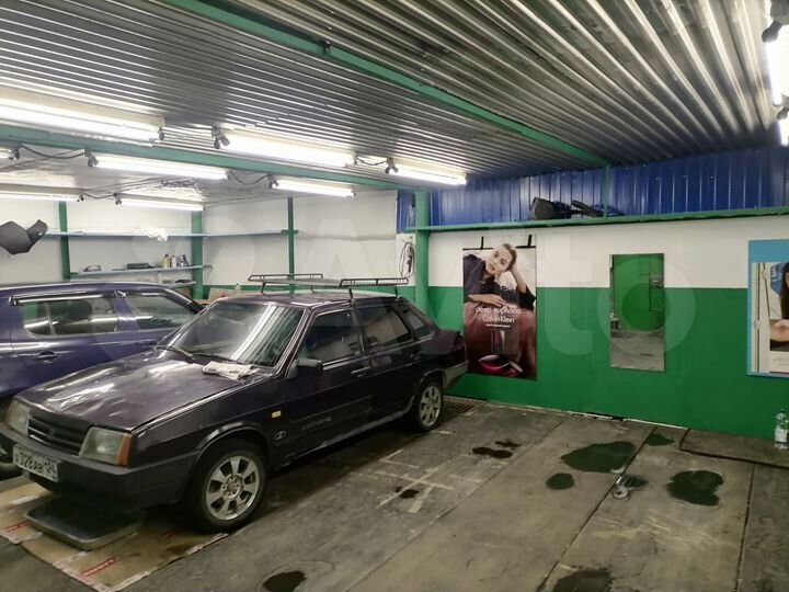 Гараж, > 30 м²