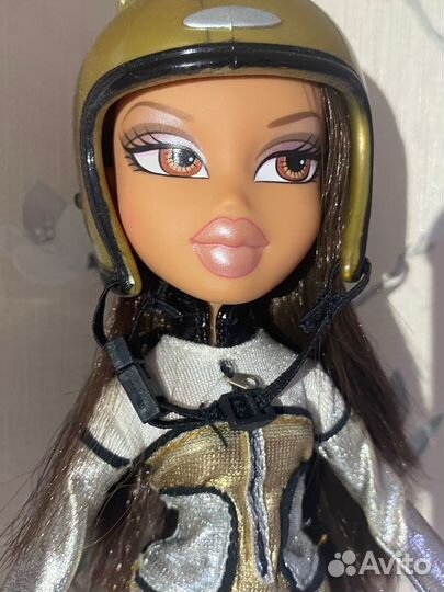 Bratz Ясмин Мода и Спорт