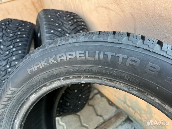 Nokian Tyres Hakkapeliitta 8 225/50 R17 98T