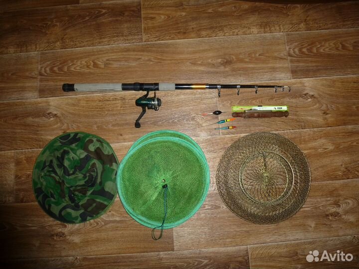 Спиннинг карбоновый + 2 садка и москитка б/у