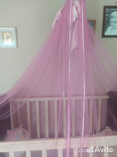Бортики в кроватку, матрас, балдахин