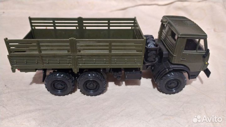 Обменяю масштабную модель камаз 4310