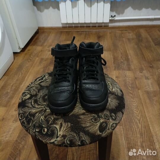 Кроссовки мужские nike 42 р