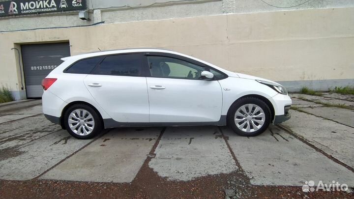 Kia Ceed 1.6 AT, 2016, 324 400 км