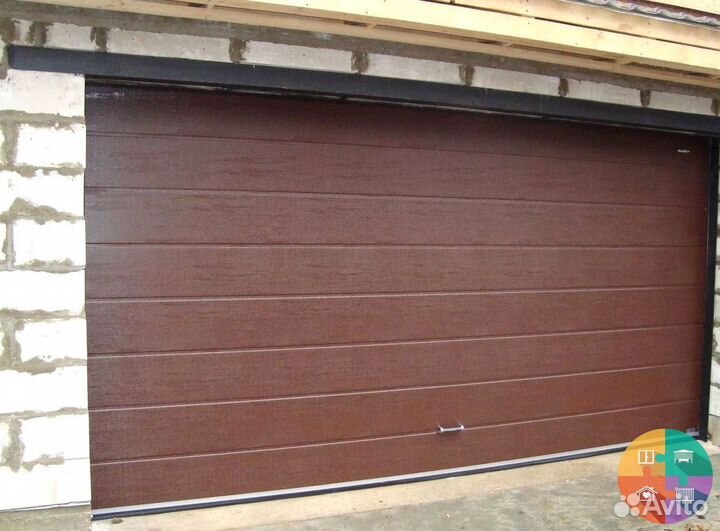 Секционные ворота