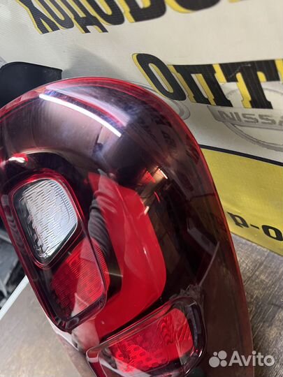 Рено дастер фонарь правый