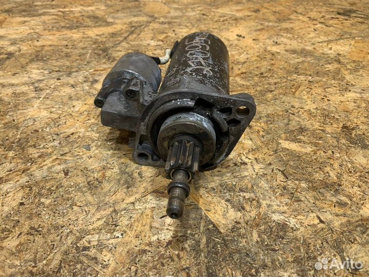 Стартер Volkswagen Passat B3 1992 000110084