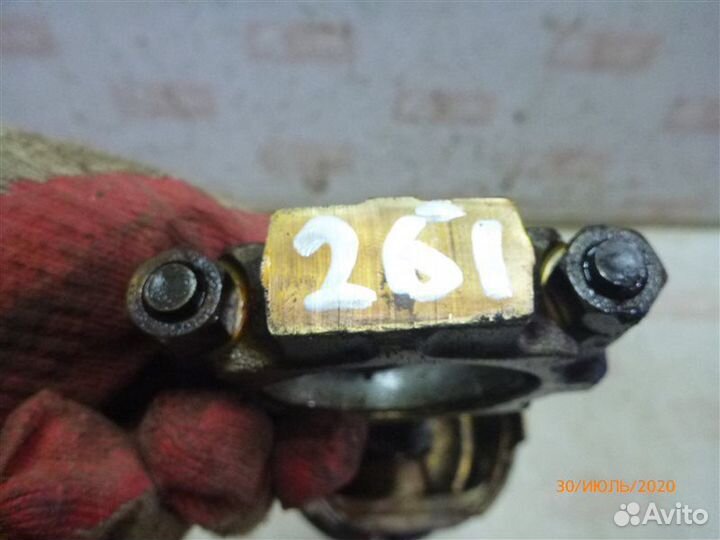 Поршень с шатуном Mitsubishi Montero Sport K90