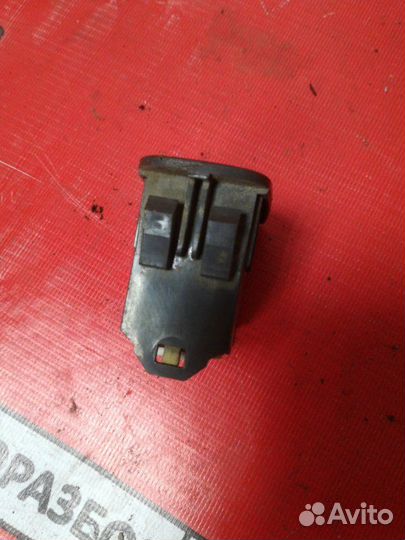 Кнопка стеклоподъемника Toyota Corona ST190 4SFE