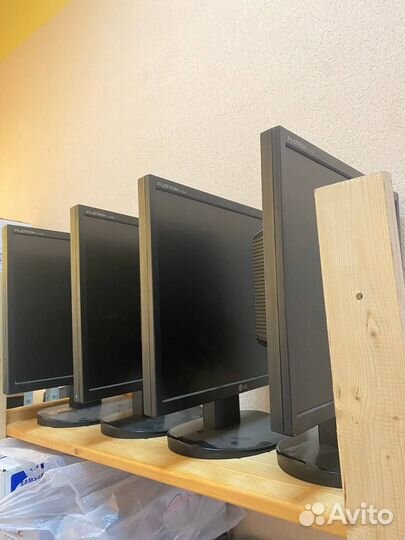 Монитор для компьютера 17 диагональ