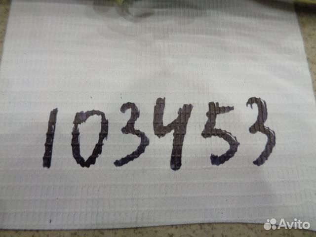 Уплотнитель стекла двери задней правой Mercedes B