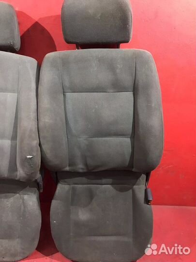 Ауди 80 сиденья передние левое правое