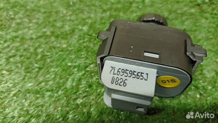 Переключатель регулировки зеркала VW Touareg 2002