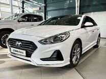 Hyundai Sonata 2.4 AT, 2018, 89 900 км, с пробегом, цена 2 199 000 руб.