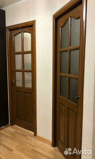 Двери межкомнатные из массива