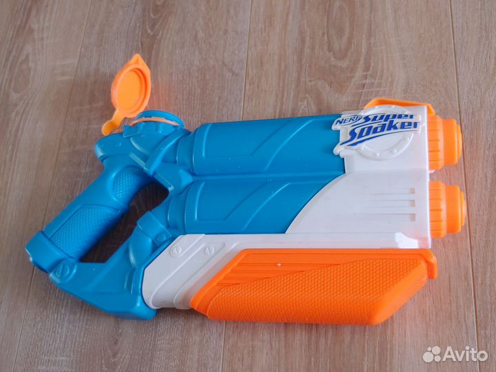 Nerf super soaker