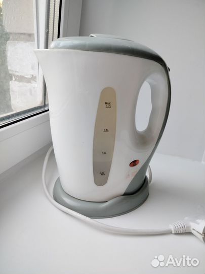 Чайник электрический бу