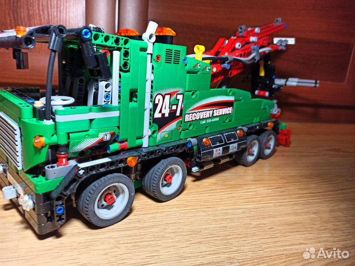 Lego Technic 42008 оригинал