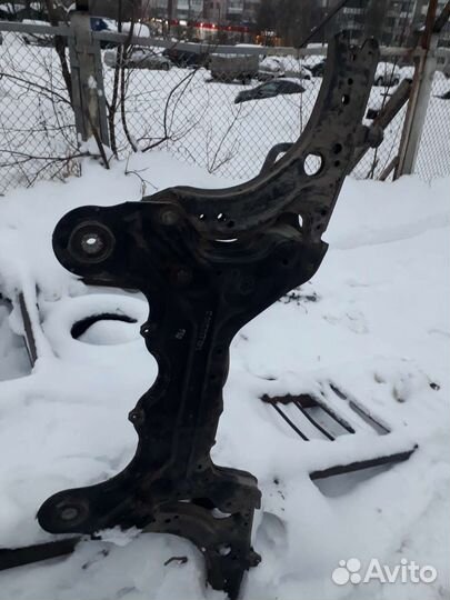 Подрамник шкода октавиа тур