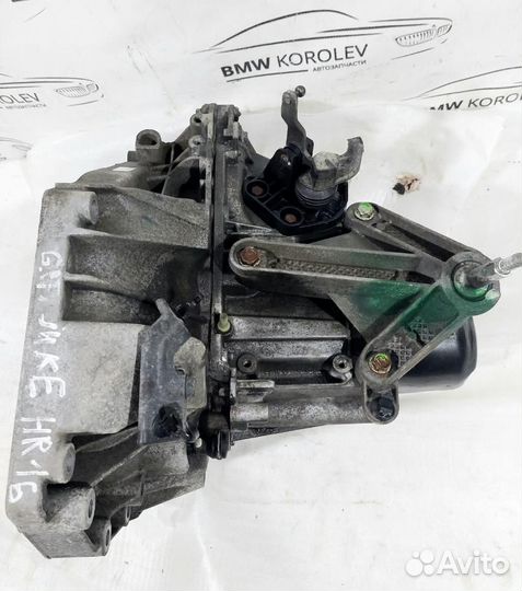 МКПП (механическая коробка переключения передач) J