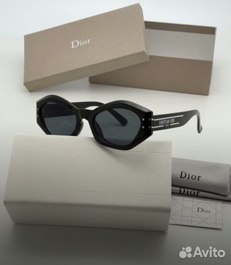 Солнцезащитные очки женские dior
