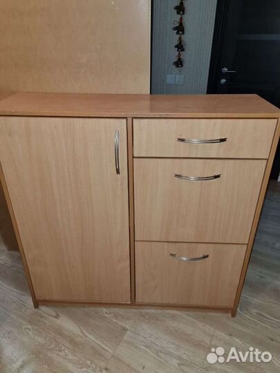 Тумбочка для обуви