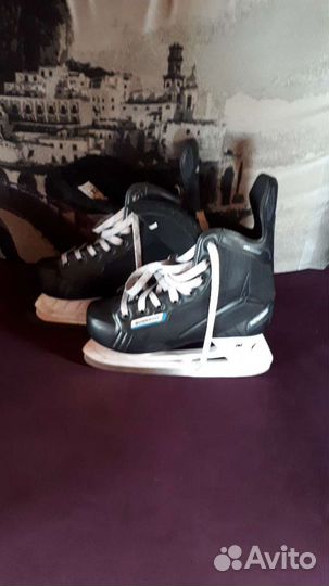 Коньки хоккейные