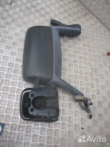 Зеркало заднего вида правое Volvo 20841069