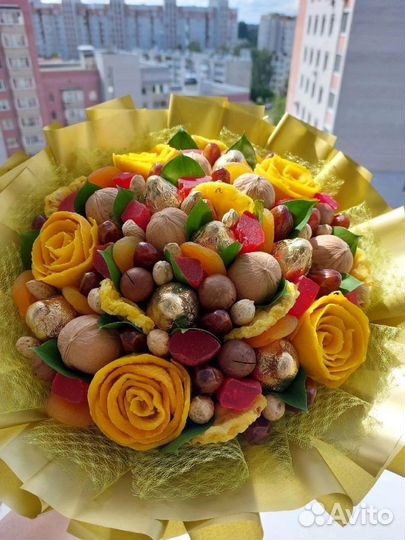 Съедобные букеты из сухофруктов и орехов