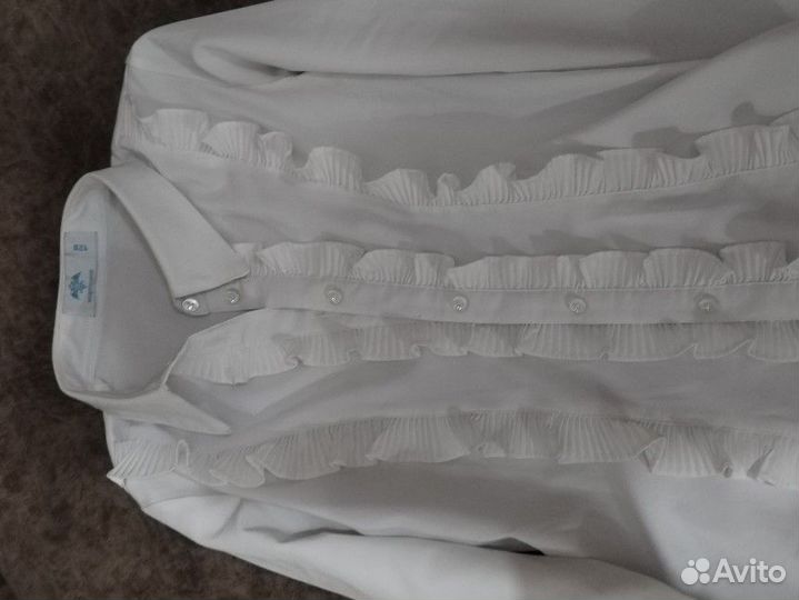 Вещи для школы. Форма для первоклассницы