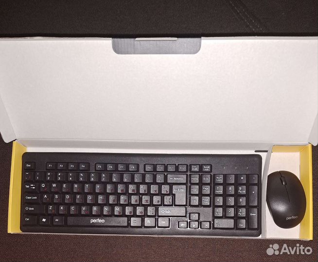 Беспроводная клавиатура и мышь